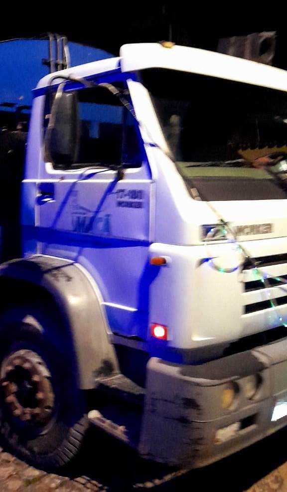 Camacã: Criança de 5 anos faz homenagem e dar presentes para os garis do caminhão coletor de lixo, Frank